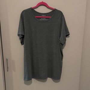 TORRID Charcoal Short Sleeve Tee
